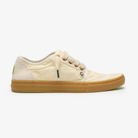Pampas White