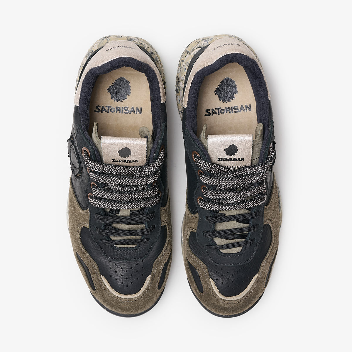 Chacrona Pull Up | Black