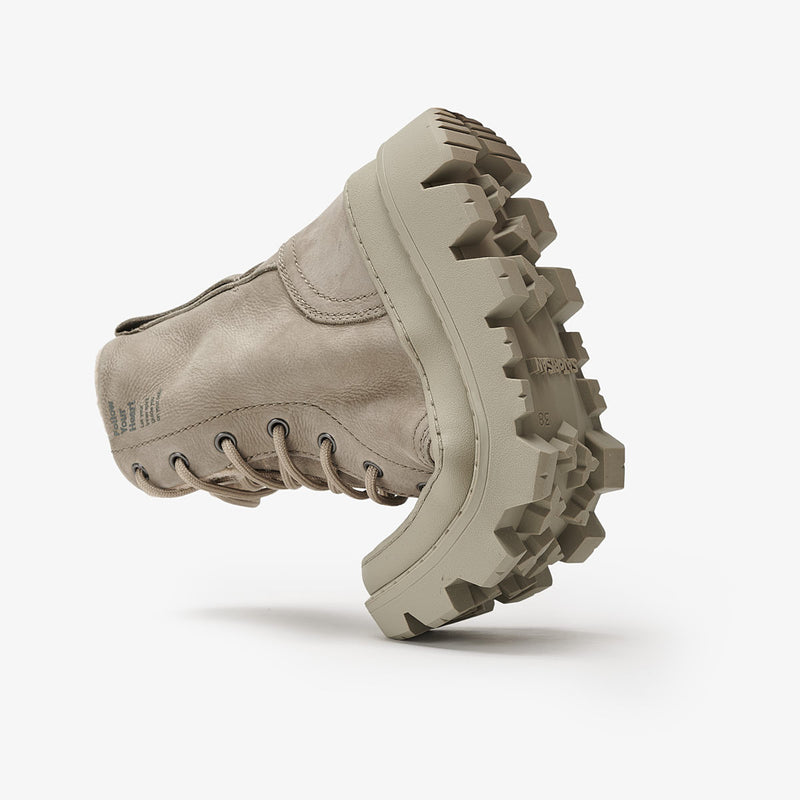 track sole boots